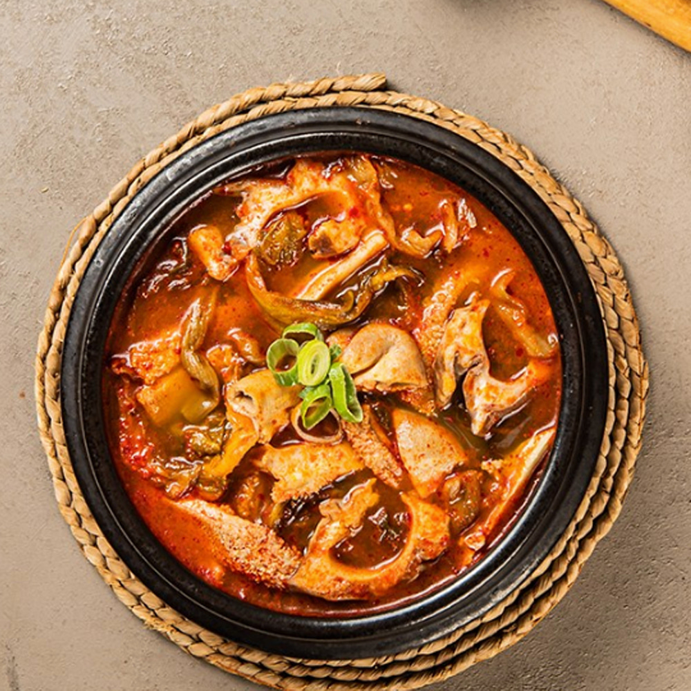 청춘을 담은 청담 소내장탕 650g 1개 CP